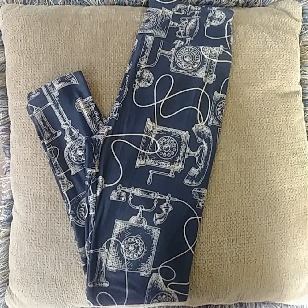 LuLaRoe OS Leggings